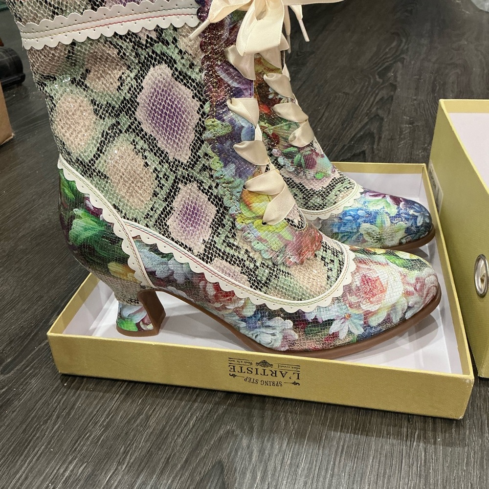 Floral Lace-Up Ankle Boots